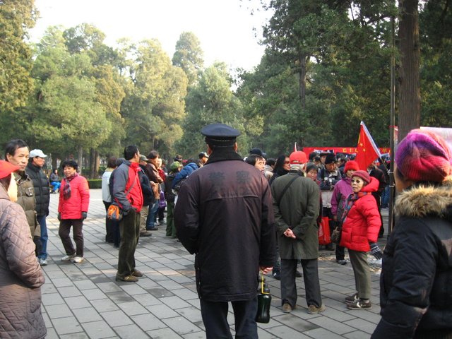 Due to their obvious revolutionary rhetoric, these large gatherings are attended by uniformed and plain-clothes policemen (4 December 2011; Photographed by Lisa Richaud)