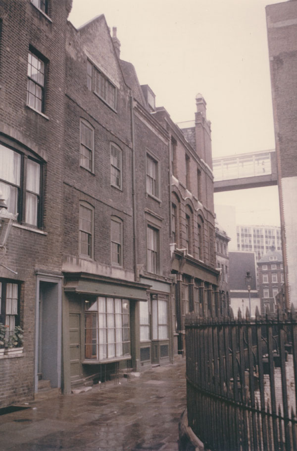 Clement's Inn Passage, 1965