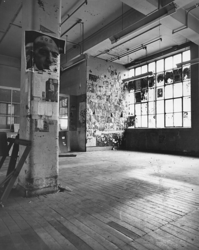 Strand House ground floor room, 1976. IMAGELIBRARY/47. LSE